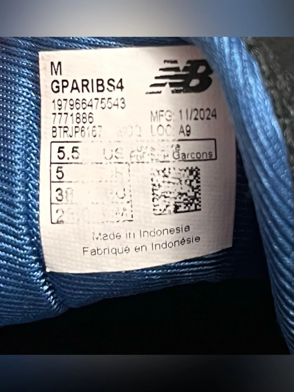 New Balance Tennis Shoes